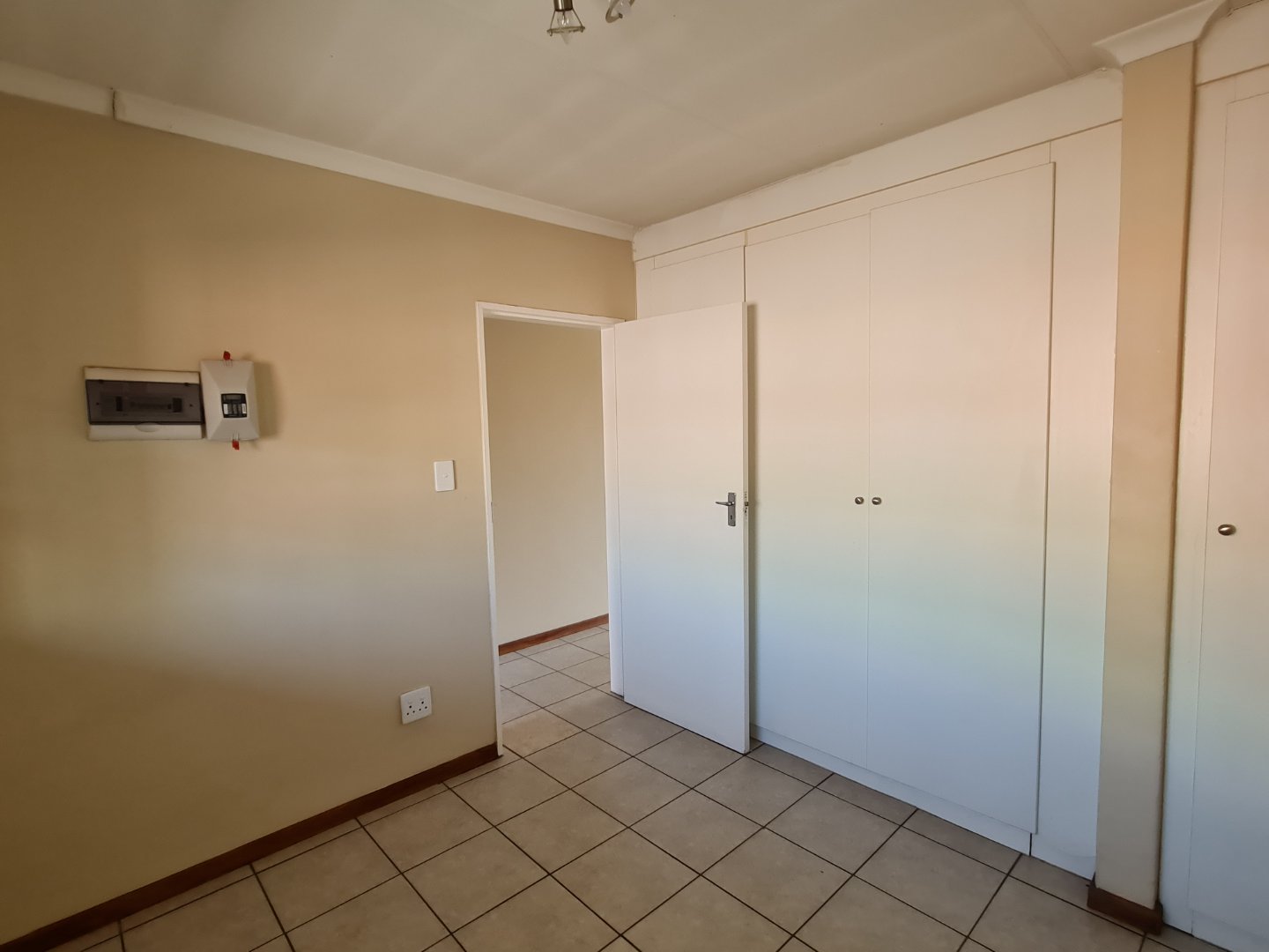 Spacious One Bedroom Apartment – Grand Central Apartments