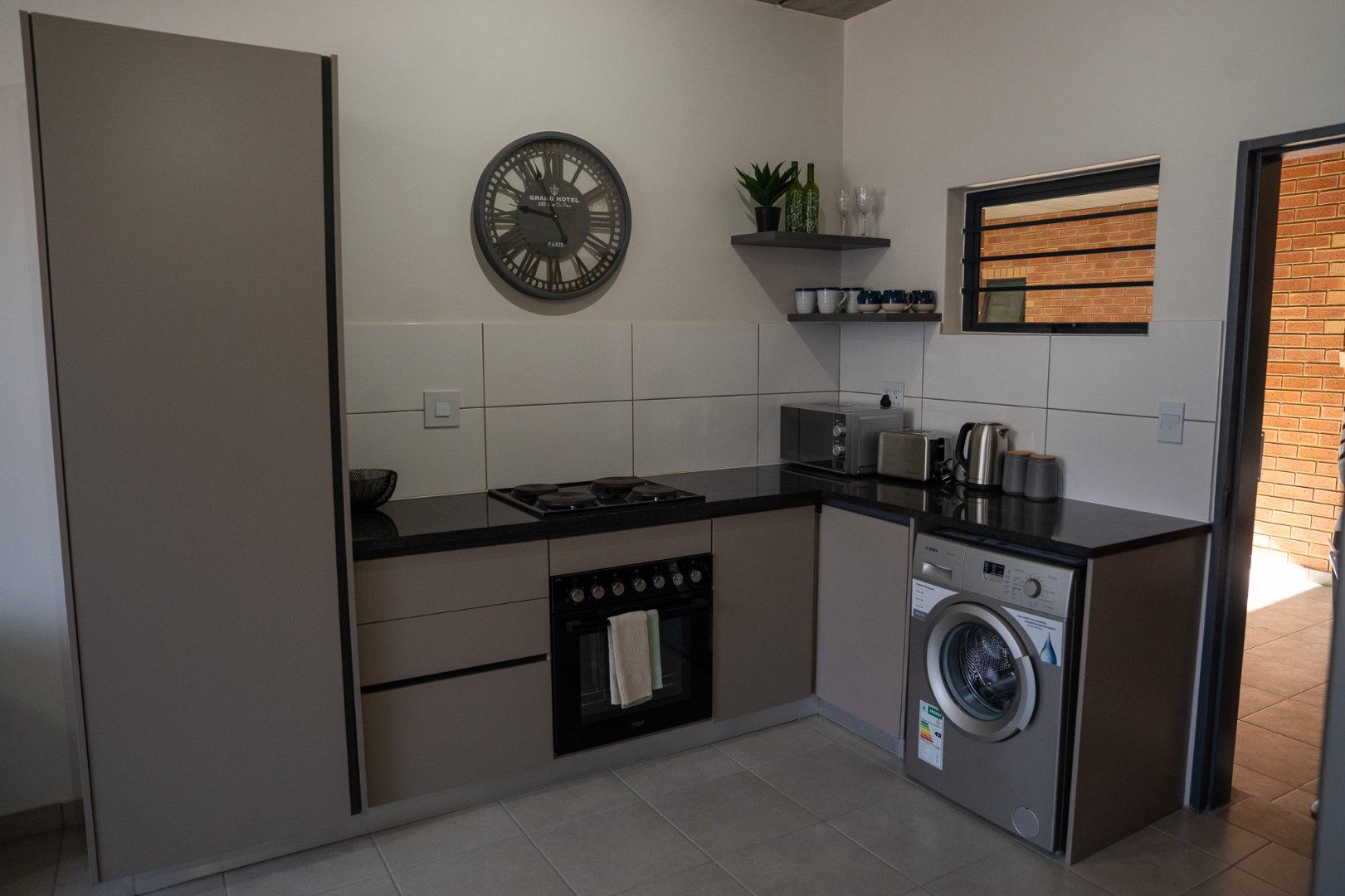 One Bedroom Apartment – Lavelle Valencia – Winter Warmer Special, Celtisdal