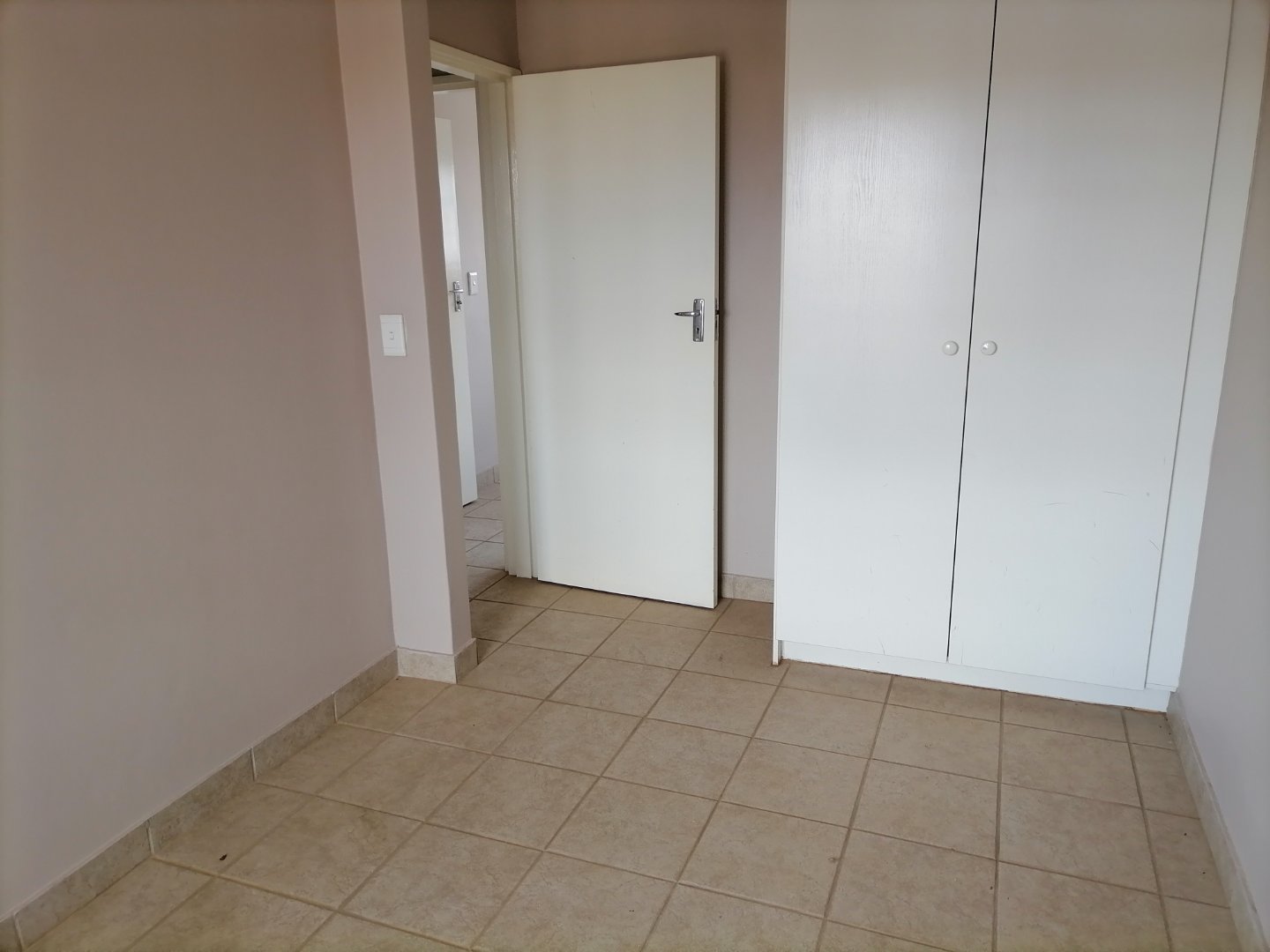 Two Bedroom Apartment – Midknight Valencia, Die Hoewes