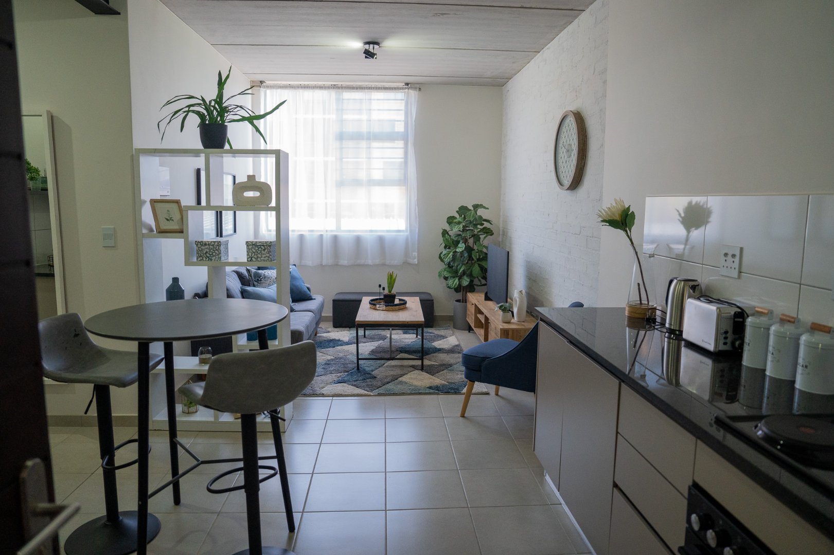 Two Bedroom Two Bathroom Apartment – Lavelle Valencia – Celtisdal – Winter Warmer Special, Amberfield