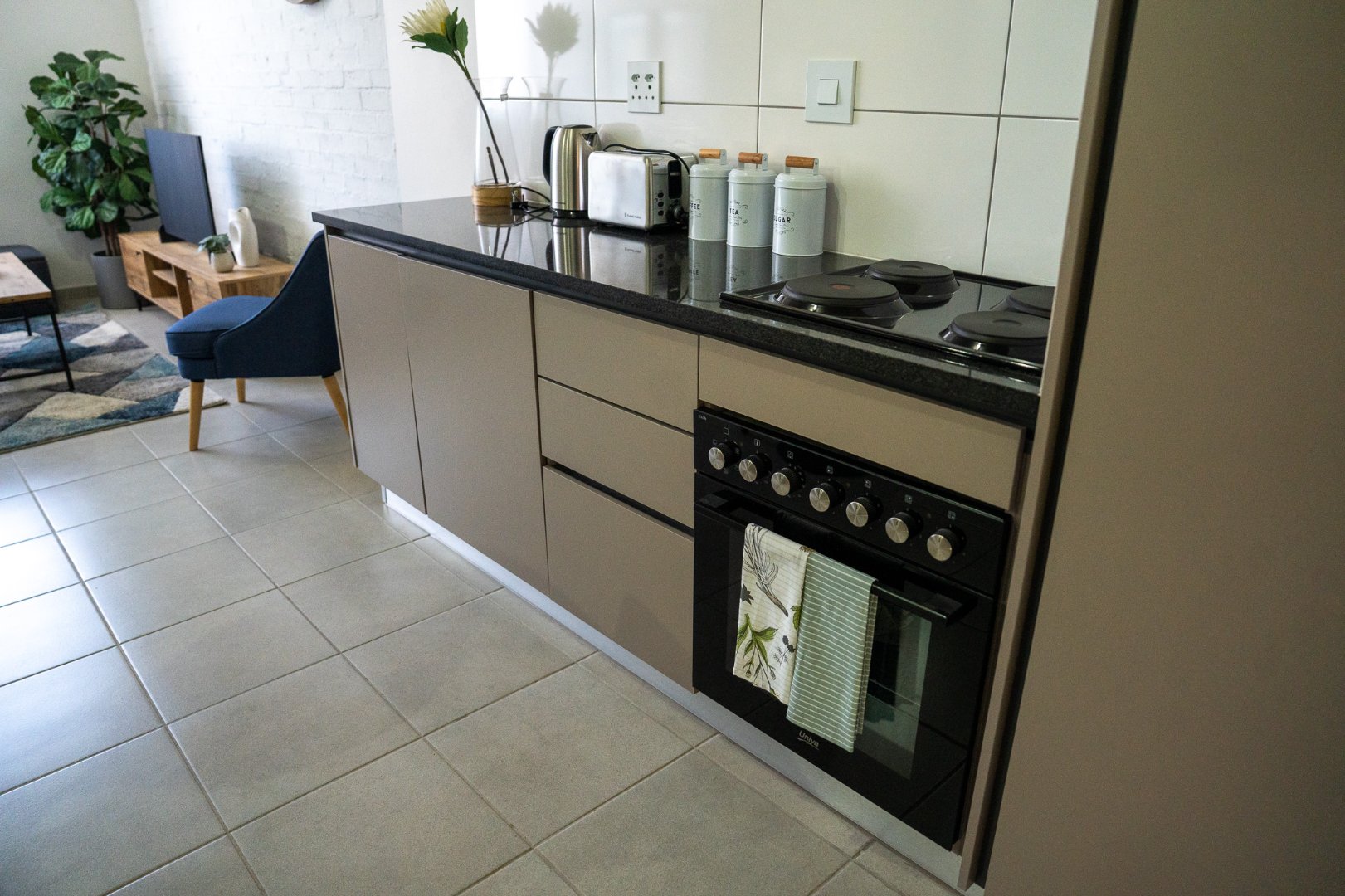 Two Bedroom Two Bathroom Apartment – Lavelle Valencia – Celtisdal – Winter Warmer Special, Amberfield