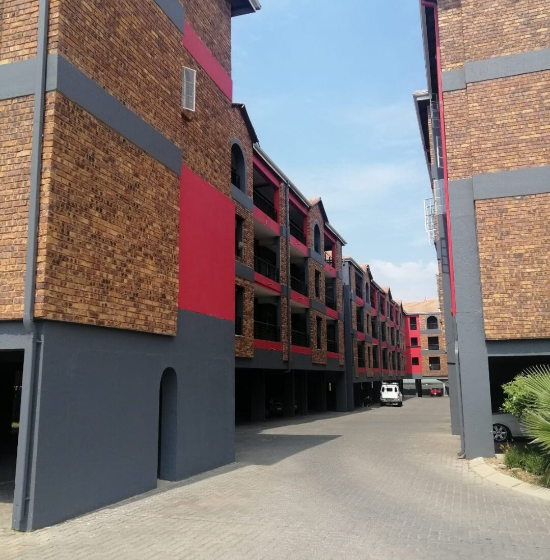 One Bedroom Apartment – The Waldorf, Ravenswood