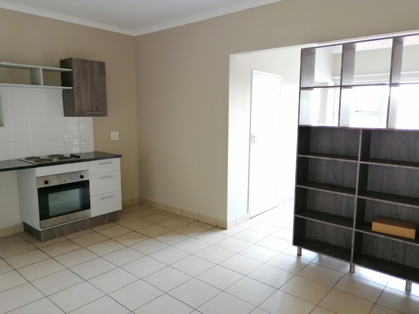 Semi-detached one bedroom apartment – Village Valencia, Die Hoewes
