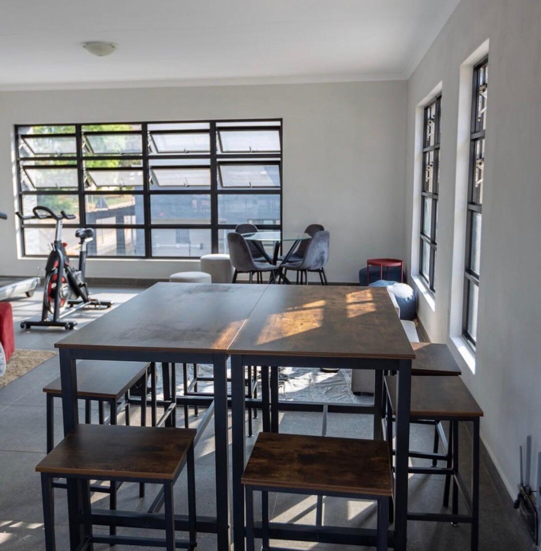 Student / Young Professional room available in a shared apartment – Ivy Corner, Die Hoewes