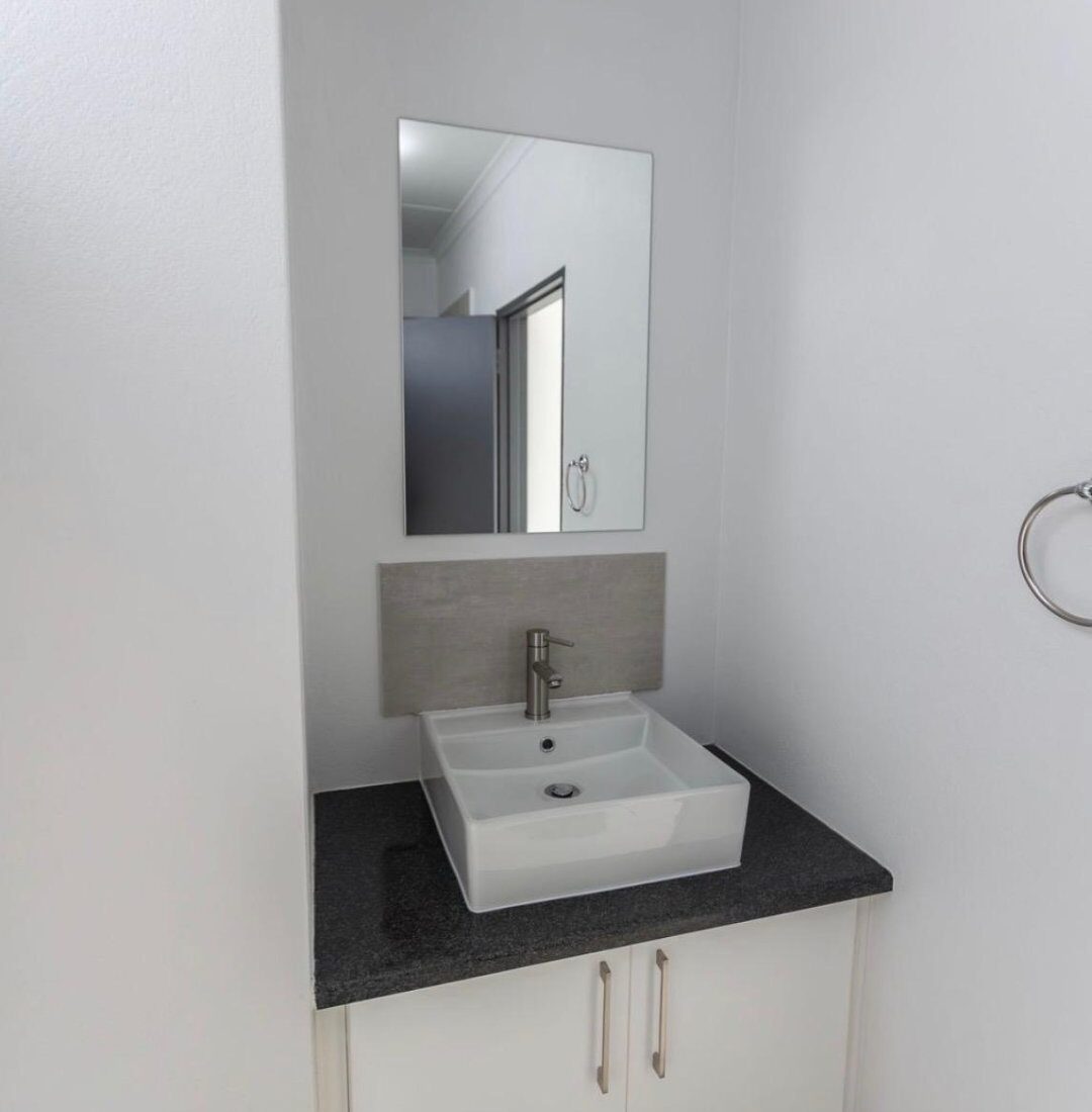 Student / Young Professional room available in a shared apartment – Ivy Corner, Die Hoewes